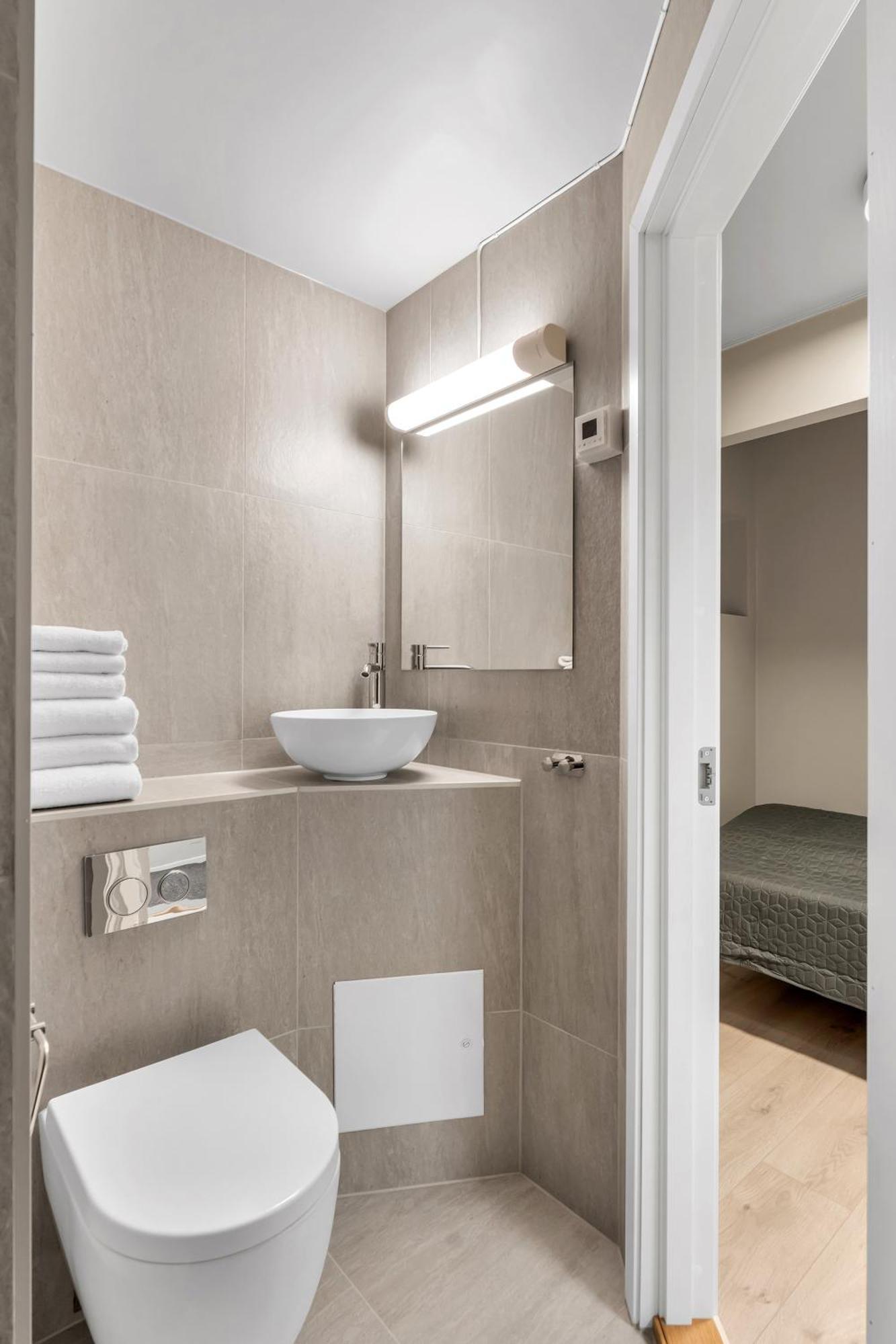 Bispegata 5 - Studio Apartment Hotel Тромсё Экстерьер фото
